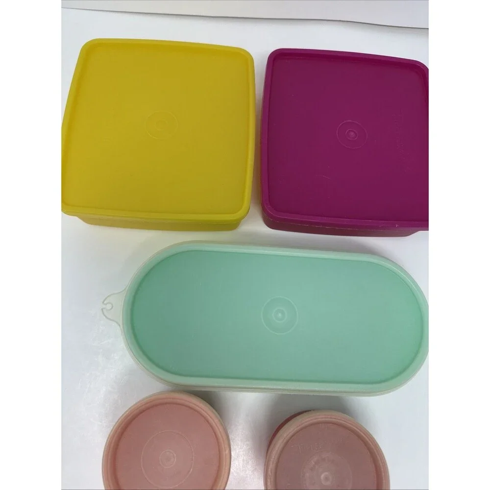7x Vintage Tupperware Snack Set - 2 square away keeper 4 cups orange red yellow